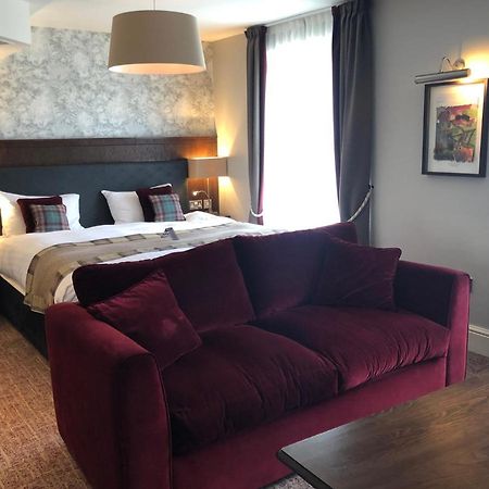 The White Hart Hotel Wetherspoon Окхамптън Екстериор снимка